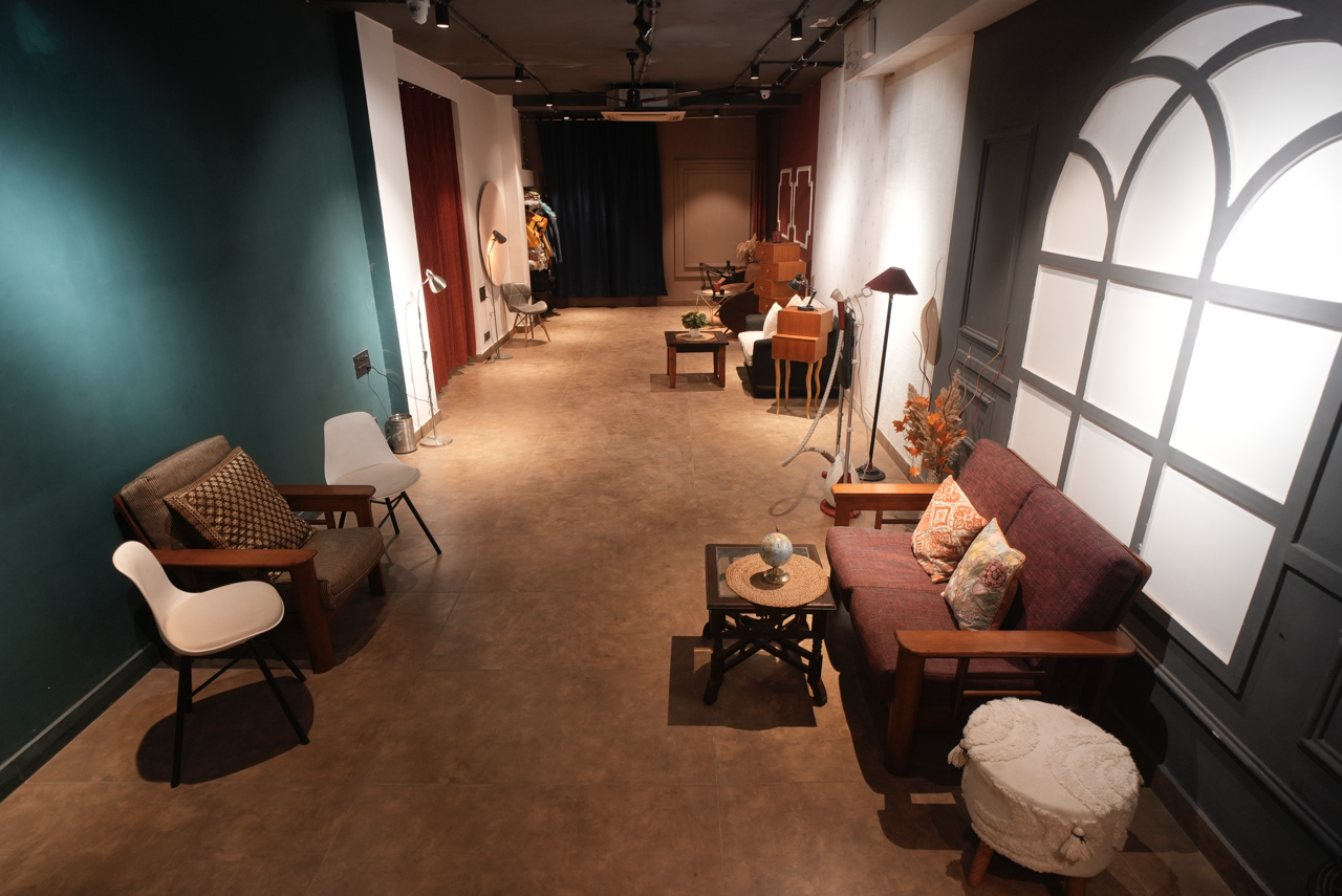 Versatile Multi-Set Content Studio | 35+ Looks & Backdrops – Shoot Studio in Delhi, photo 6