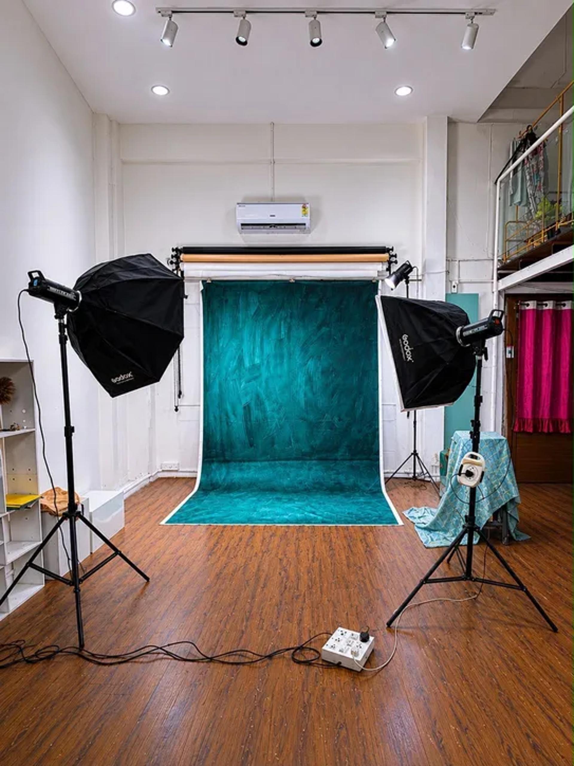 Creative space for for Podcasts, Videography, Reels and Production – Shoot Studio in Mumbai, photo 11