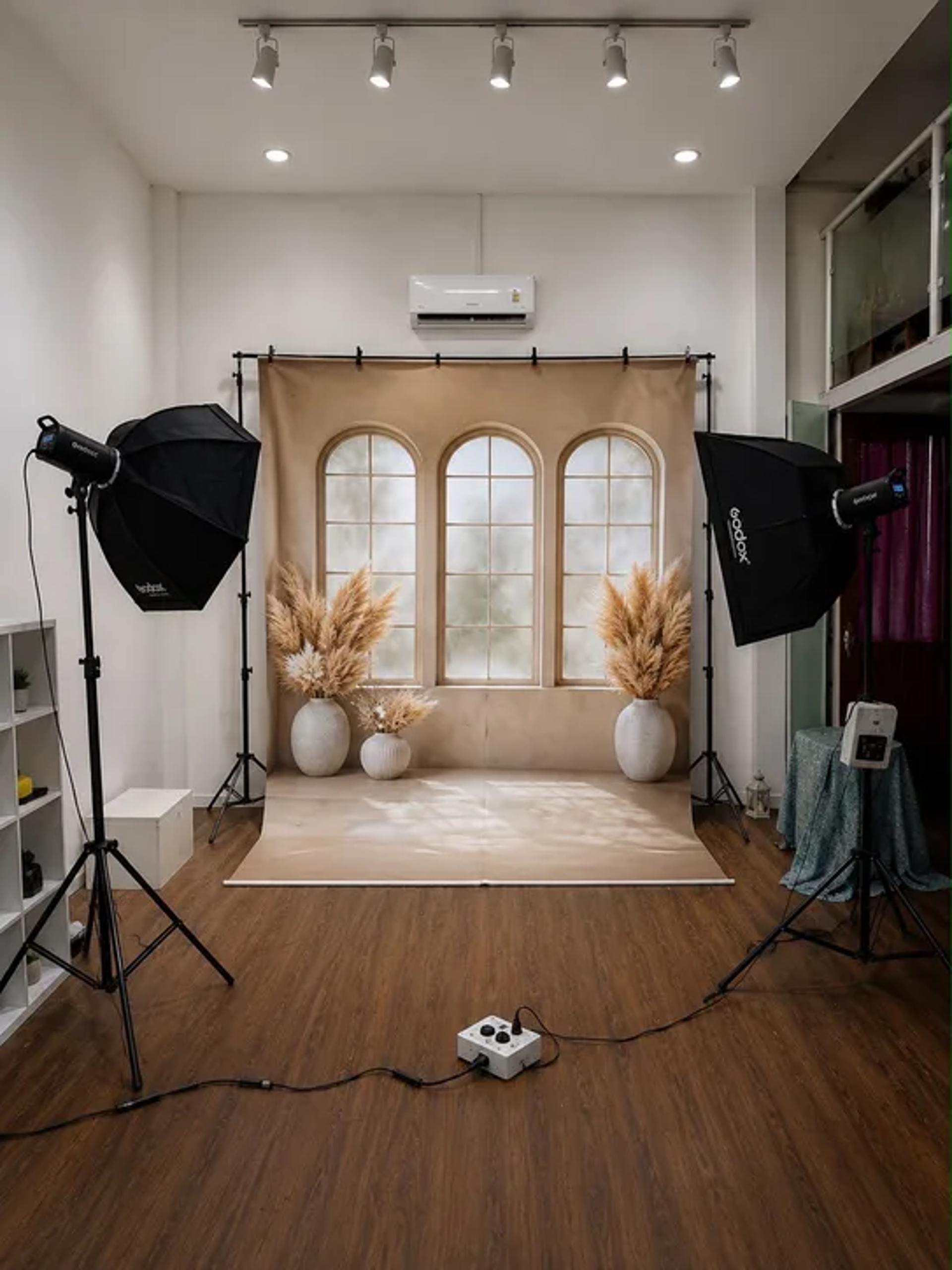 Creative space for for Podcasts, Videography, Reels and Production – Shoot Studio in Mumbai, photo 14