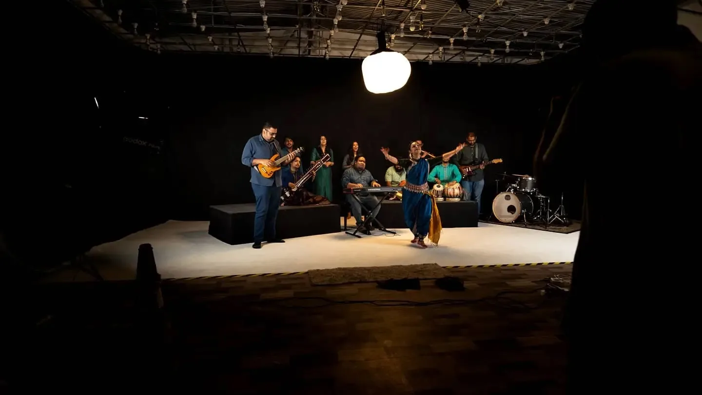 Production Studio with Cyclorama, Chroma & Podcast Sets in Delhi – Shoot Studio in Delhi, photo 3
