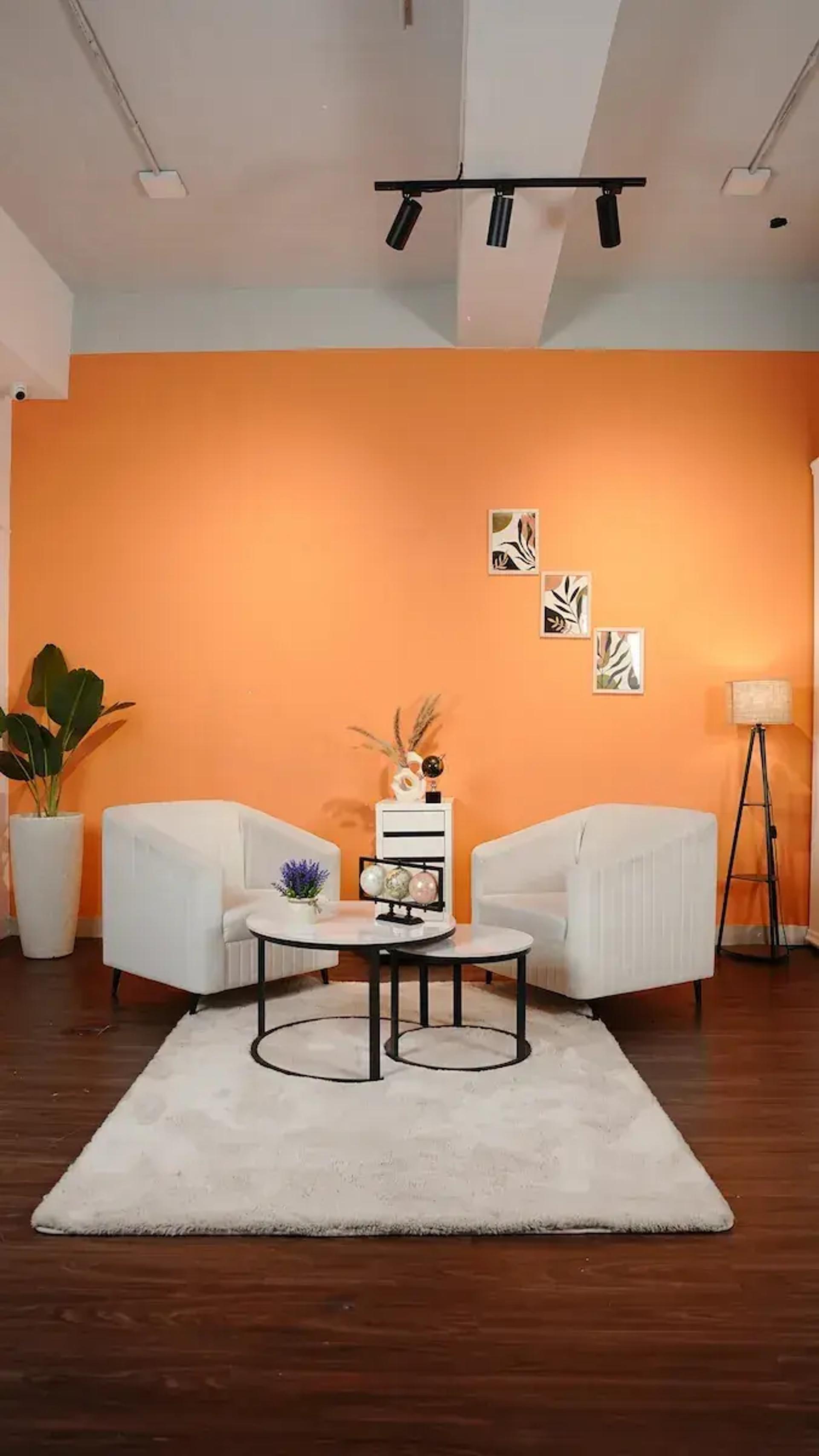 Podcast & Interview Studio with 8 Ready-to-Shoot Sets in Navi Mumbai – Podcast Studio in Mumbai, photo 3