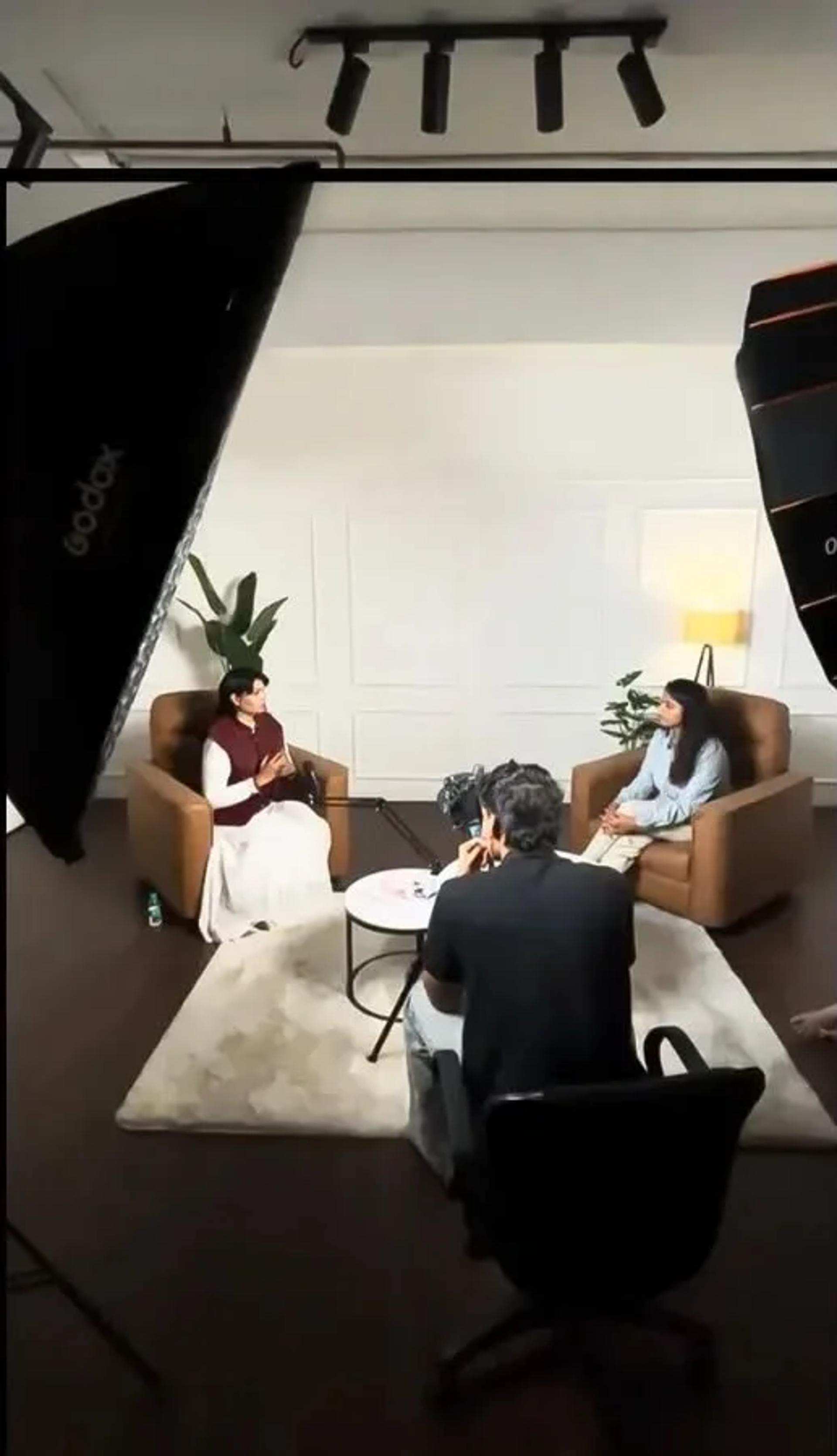 Podcast & Interview Studio with 8 Ready-to-Shoot Sets in Navi Mumbai – Podcast Studio in Mumbai, photo 6
