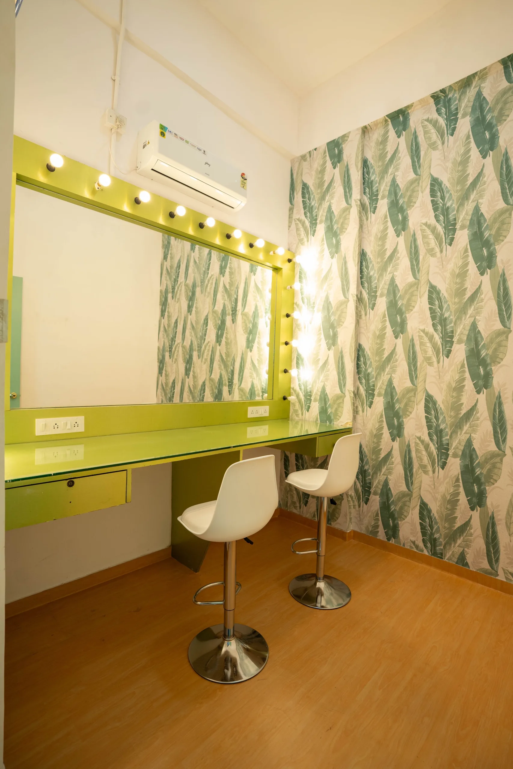 The Modern Portfolio & Brand Studio – Shoot Studio in Mumbai, photo 9