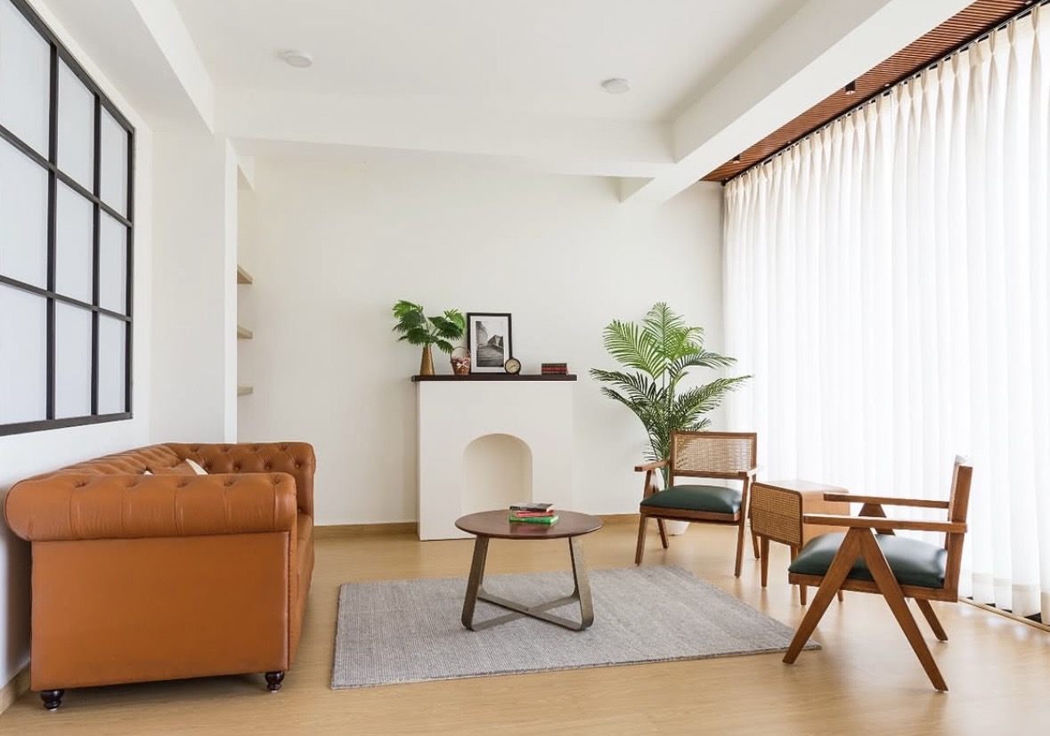 The Multi-Set Indoor Creative Studio