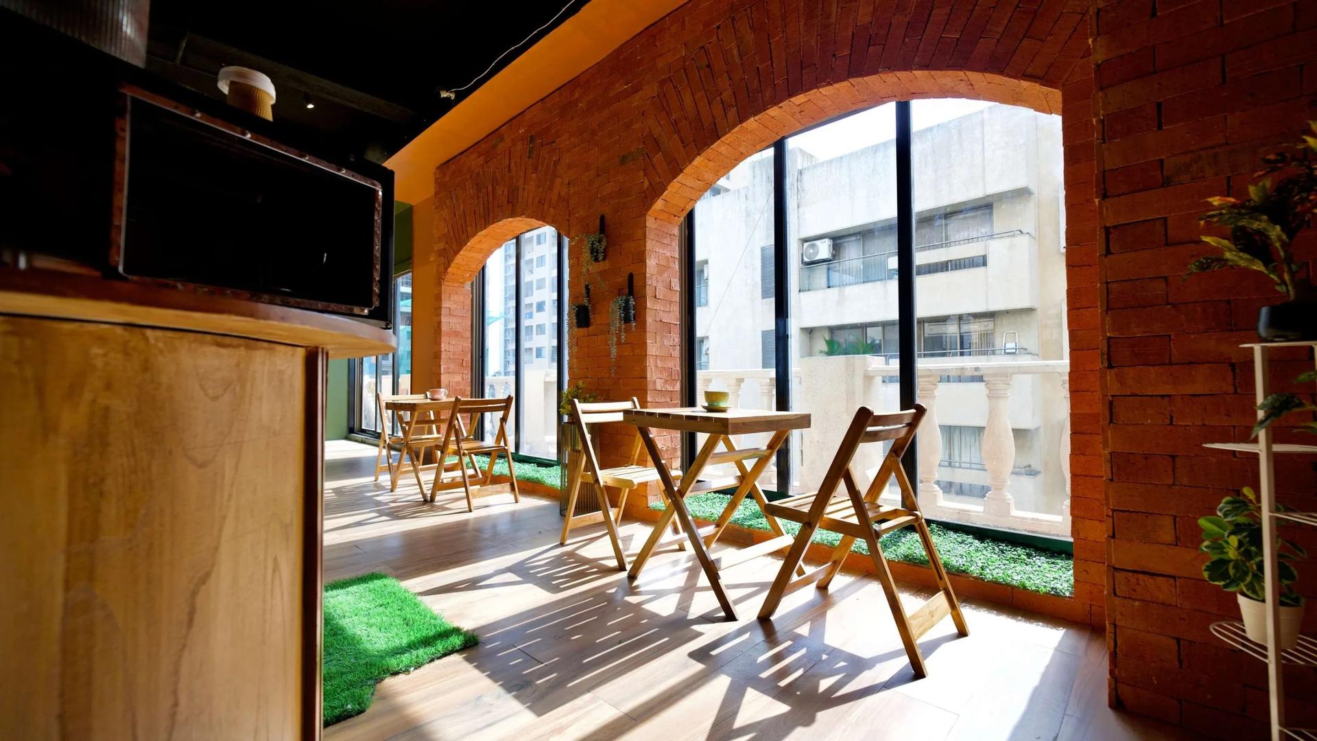 The Grand Luxury Production Loft And Customizable Multi-Set Shooting Space – Shoot Studio in Mumbai, photo 16