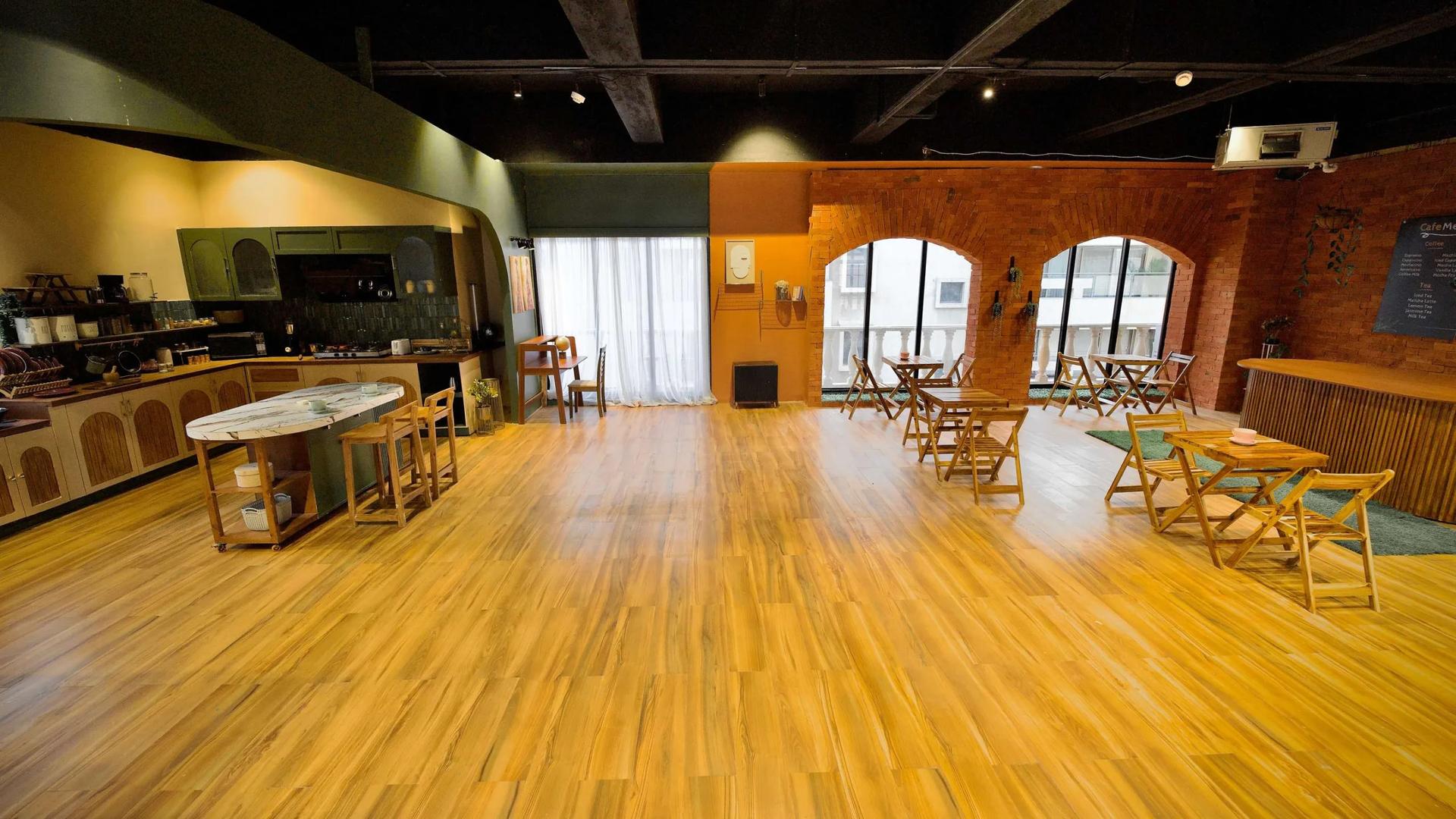 The Grand Luxury Production Loft And Customizable Multi-Set Shooting Space – Shoot Studio in Mumbai, photo 25