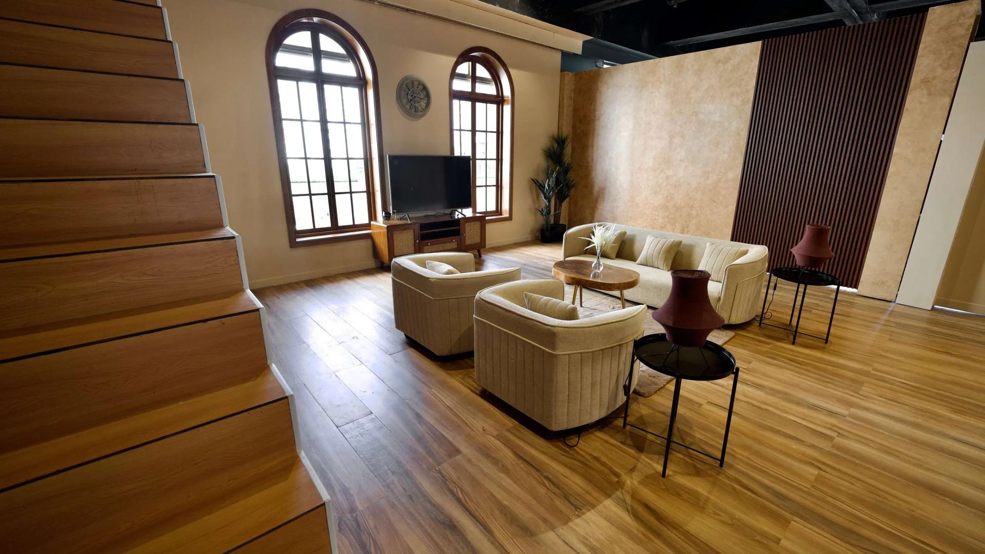 The Grand Luxury Production Loft And Customizable Multi-Set Shooting Space – Shoot Studio in Mumbai, photo 1