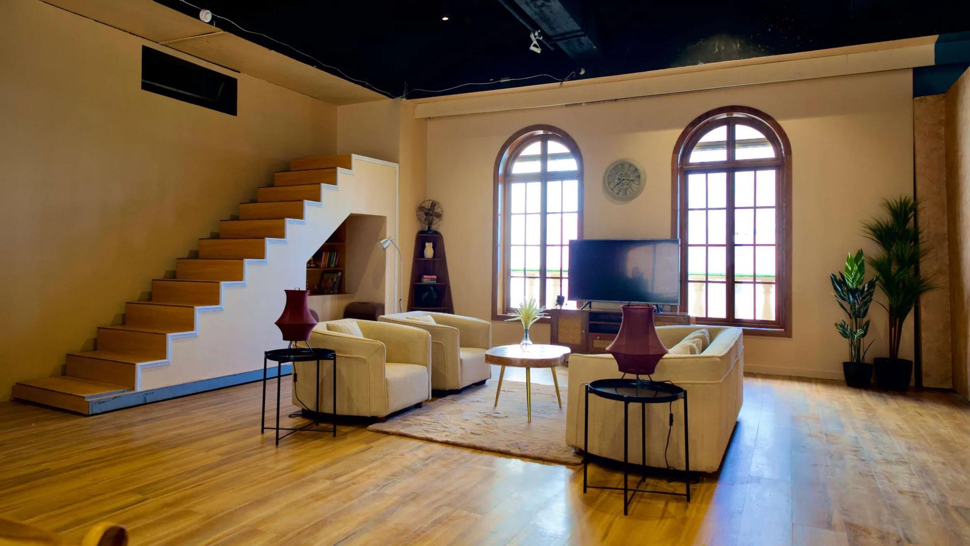 The Grand Luxury Production Loft And Customizable Multi-Set Shooting Space – Shoot Studio in Mumbai, photo 6