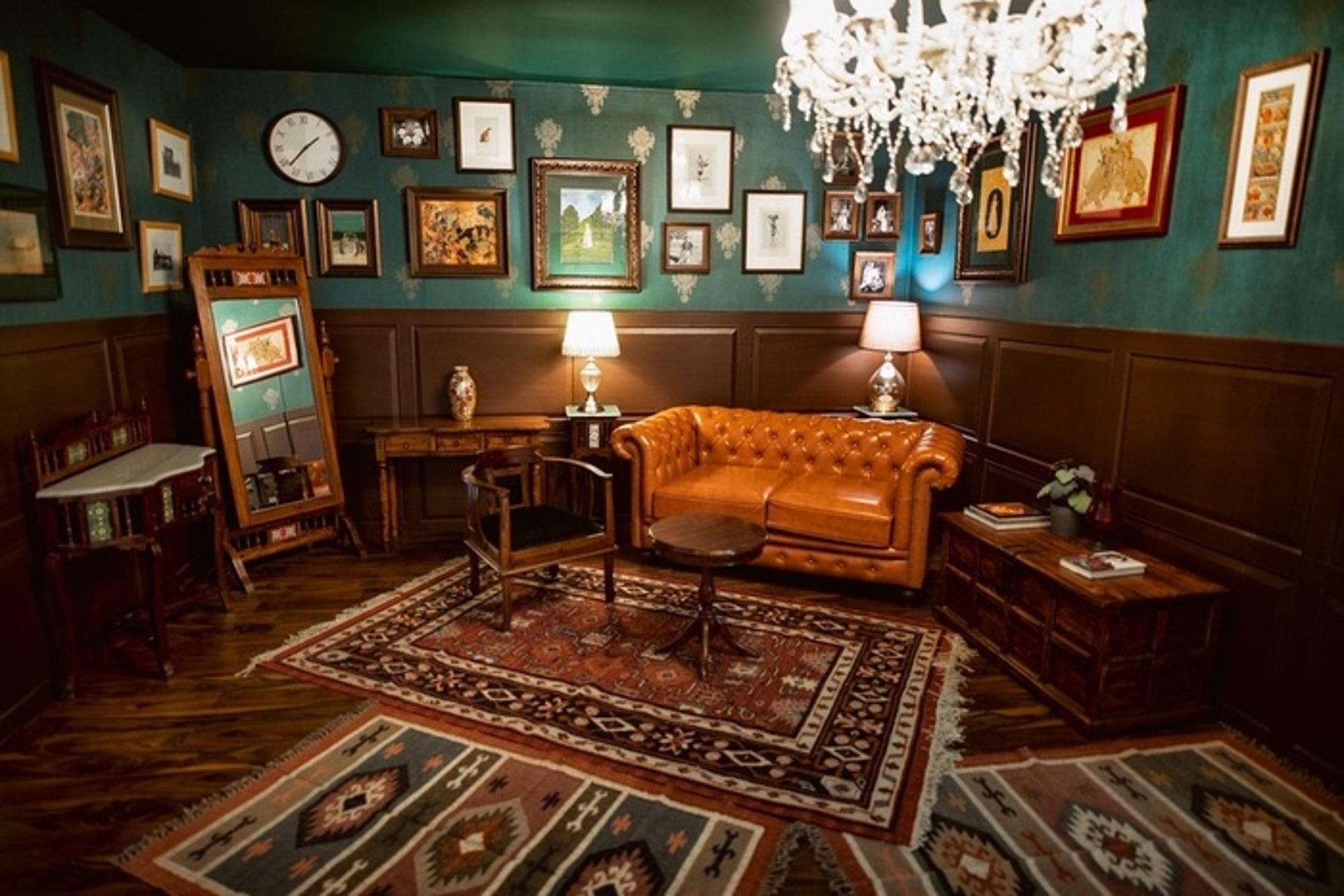Modern & Indian-Themed Photography Studio with Professional Lighting in Shahpur Jat – Shoot Studio in Delhi, photo 2