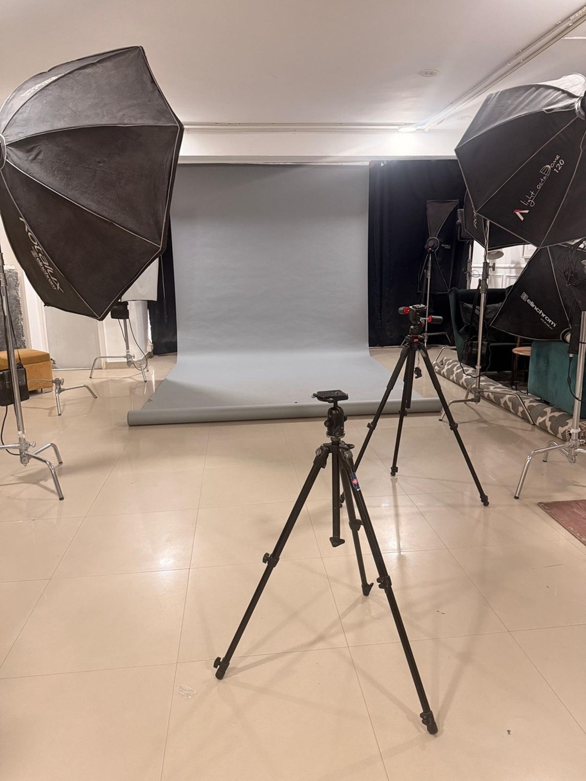 Modern & Indian-Themed Photography Studio with Professional Lighting in Shahpur Jat – Shoot Studio in Delhi, photo 8