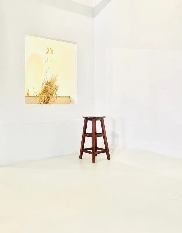 Multi-Set Daylight Studio with Infinity Wall, Pool & Podcast Space – Shoot Studio in Noida, photo 11