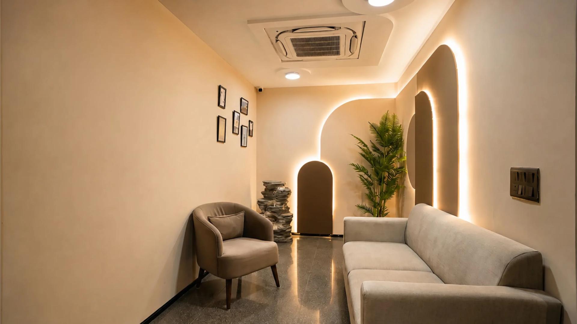 Fully Equipped Production Studio with Kitchen, Podcast, Cyclorama & Conference Room – Shoot Studio in Delhi, photo 3