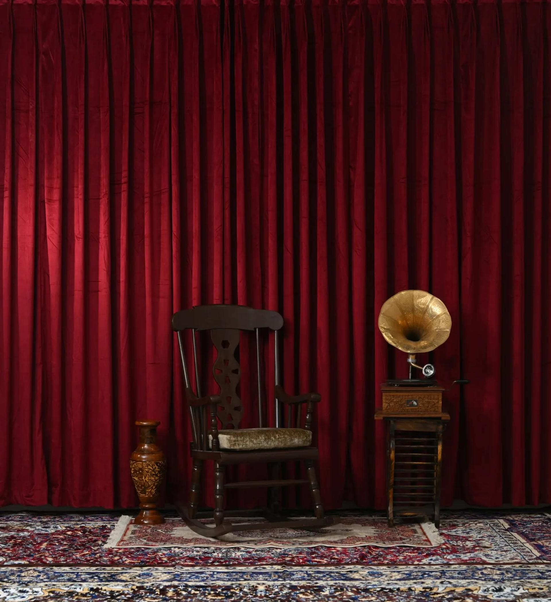 Heritage & Editorial Photography Studio with White Cyclorama in Shahpur Jat, Delhi – Shoot Studio in Delhi, photo 1